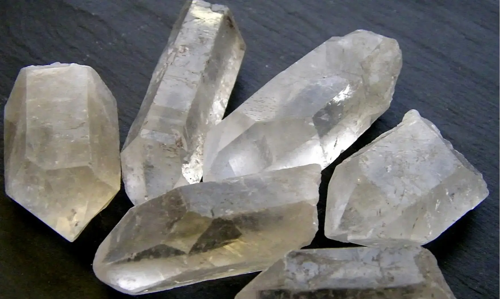 Cristal de roche Pierre Brute