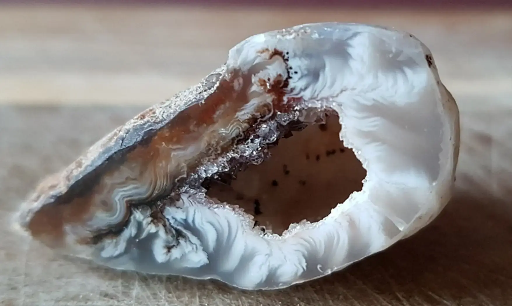 Natural Agate Geode PG8