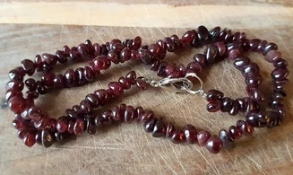 Garnet Chips Necklace
