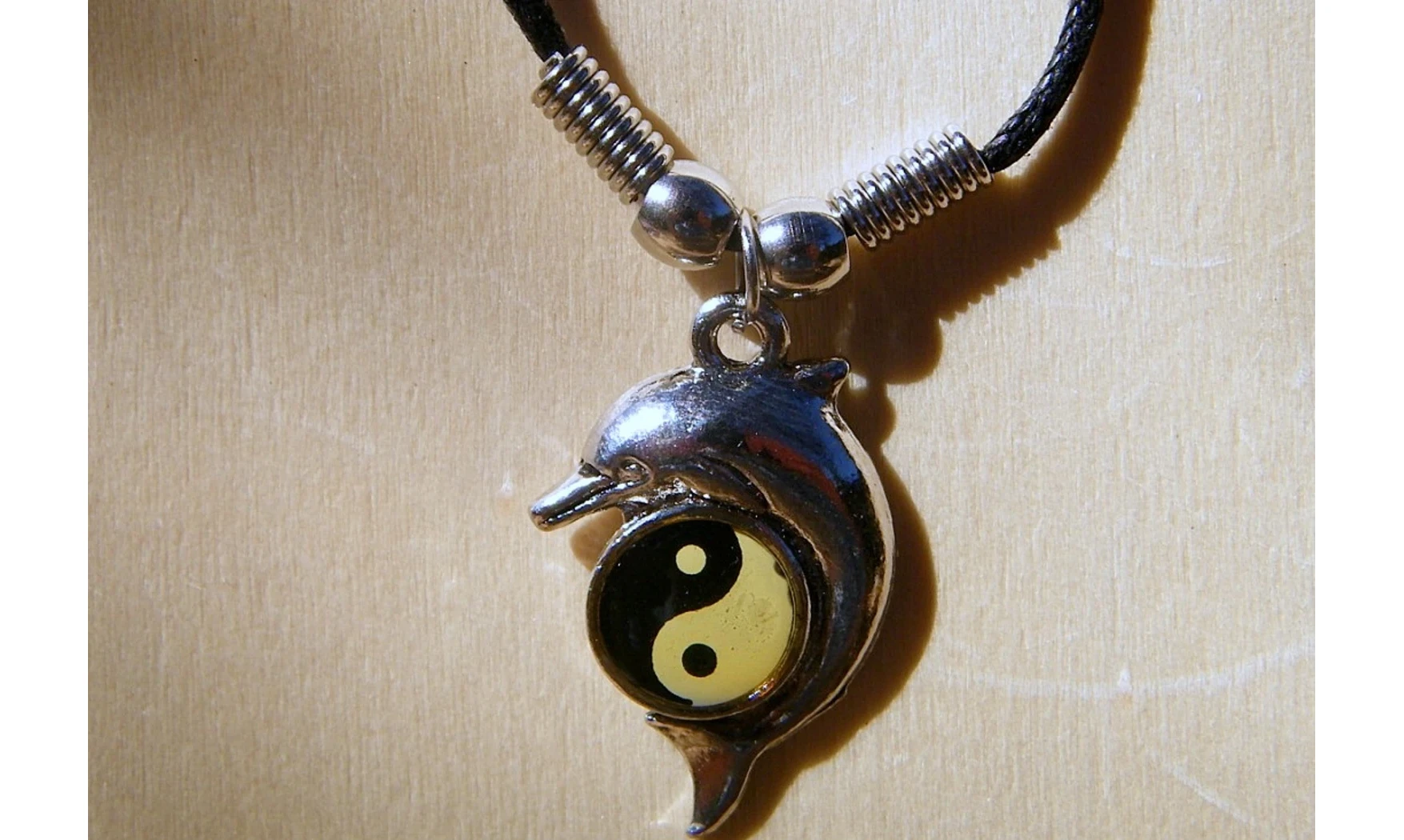 Collier Dauphin Yin Yang