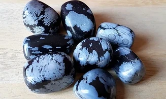 Obsidienne neige pierre roulée
