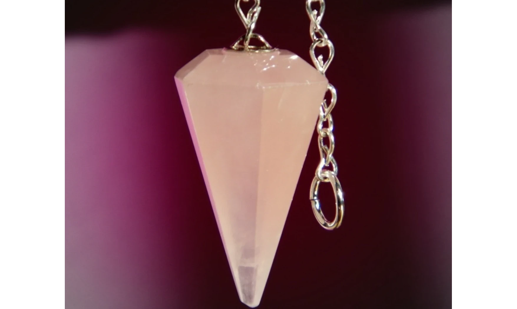 Quartz rose pierre pendule cône facetté