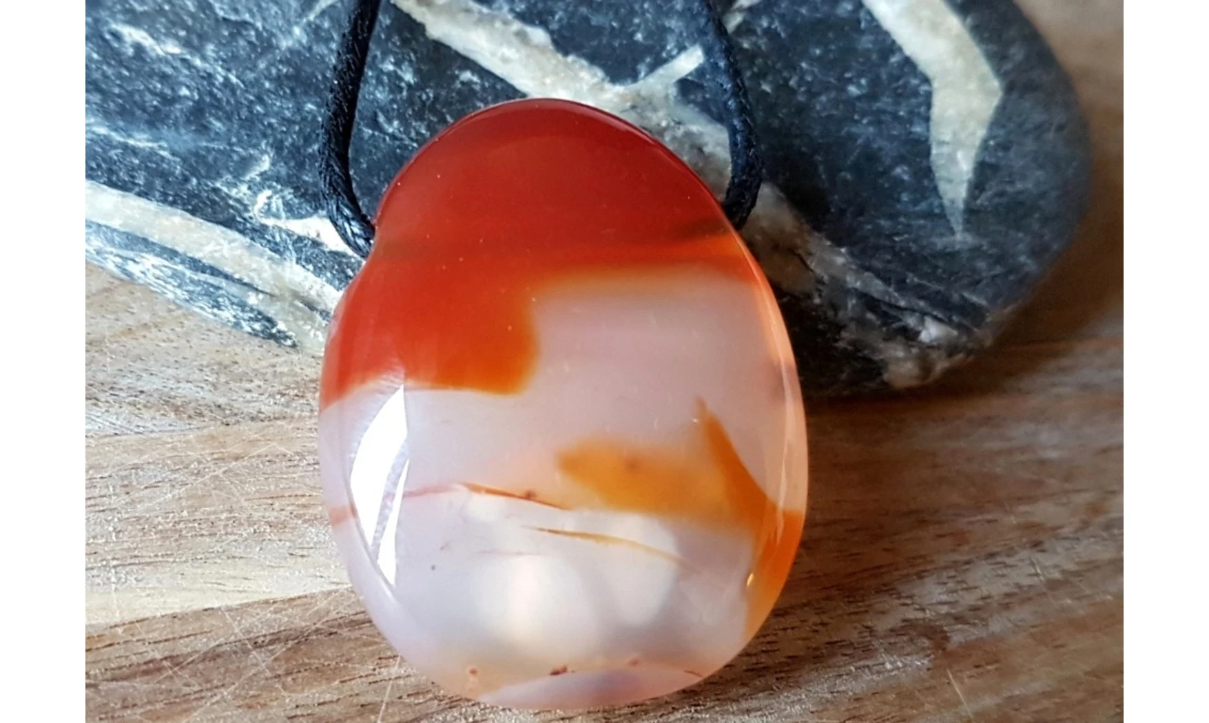 Cornaline pierre percée 1 pendentif