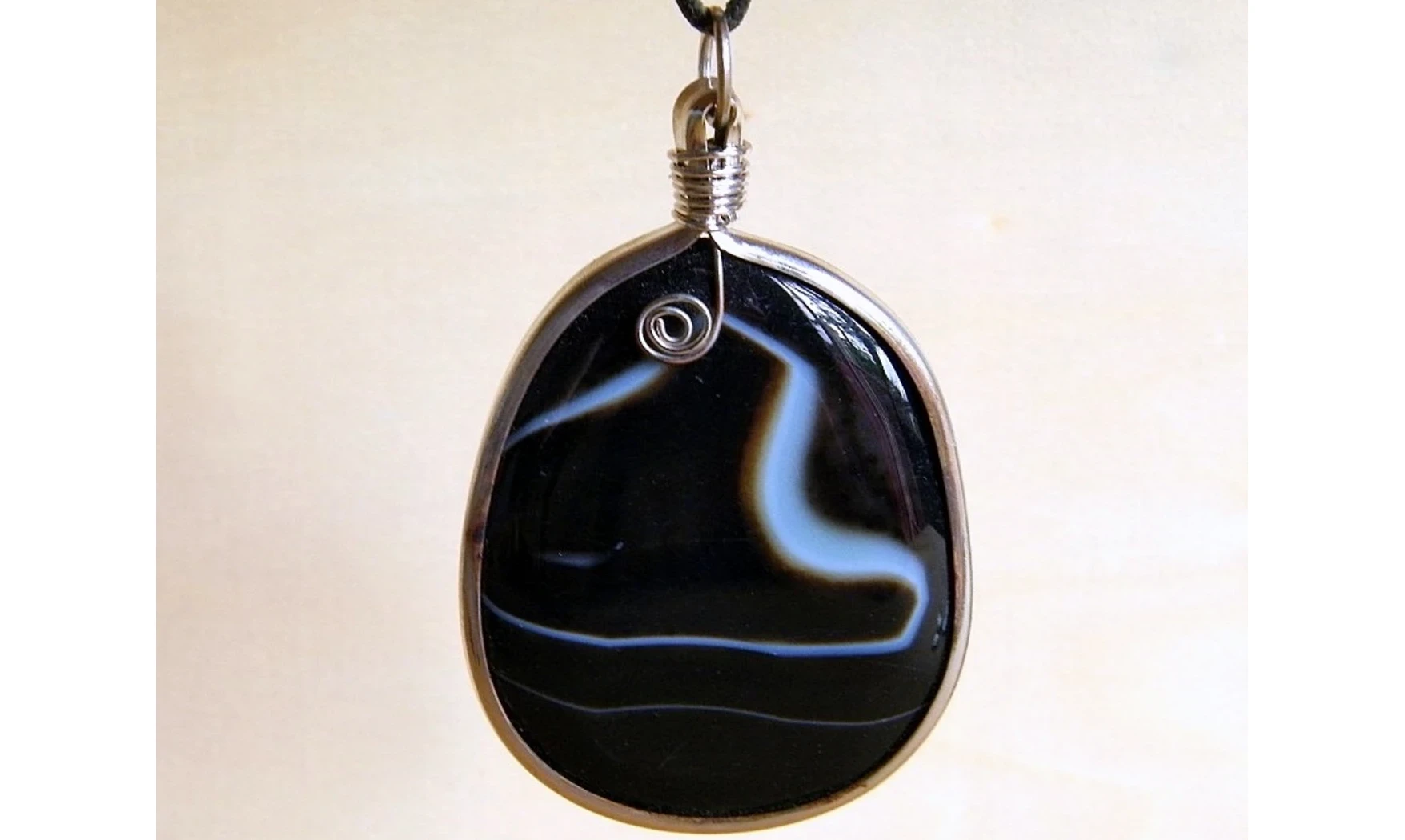 Agate 5 Galet pierre pendentif