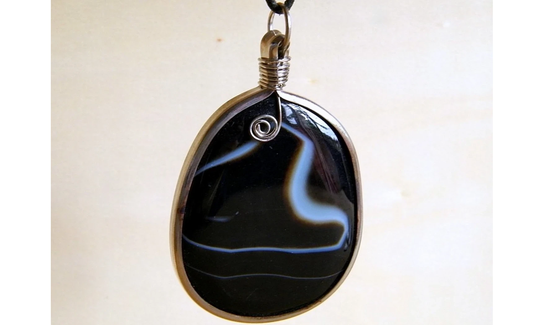 Agate 5 Galet pierre pendentif