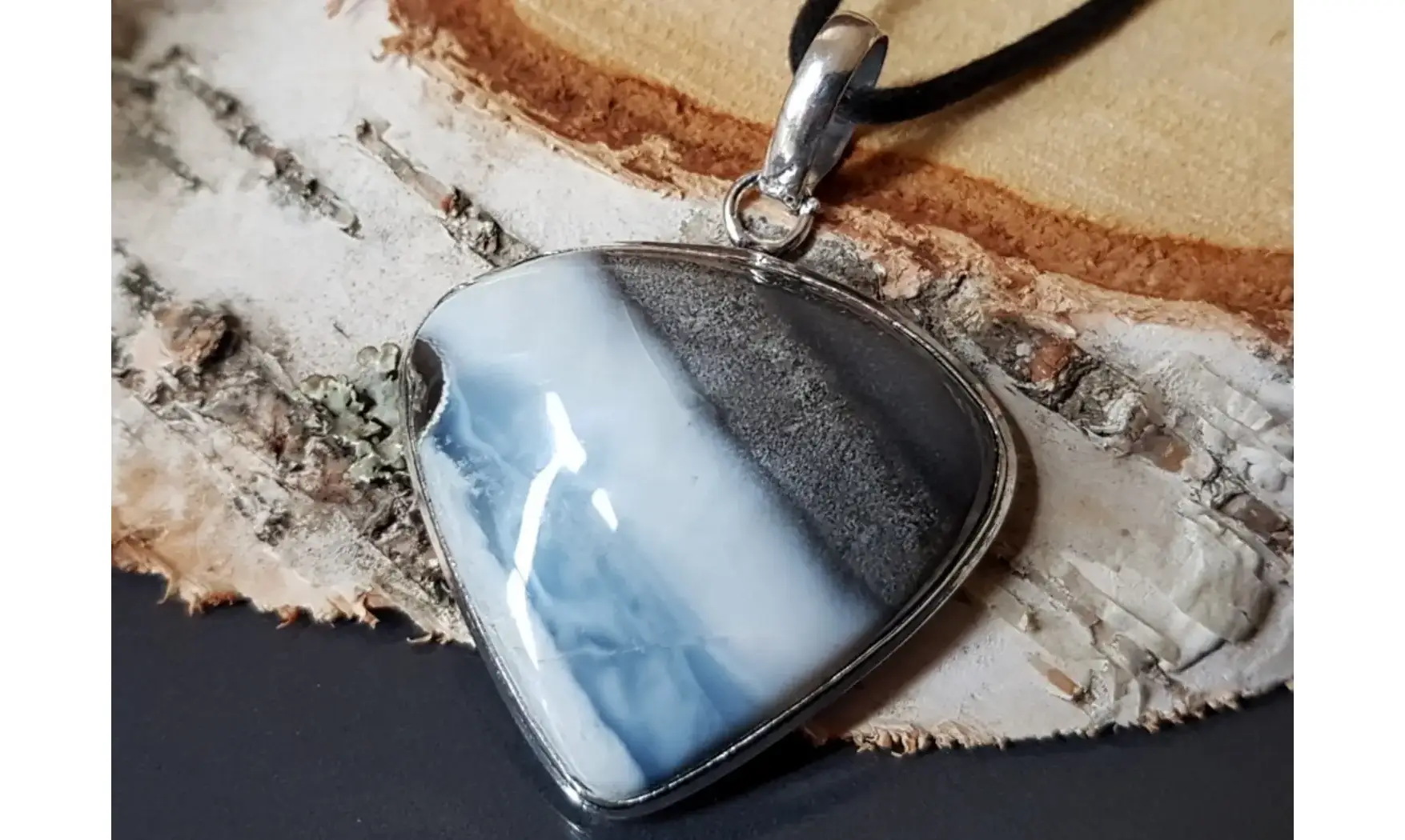 Owyhee blue Opal & 925 Silver plated