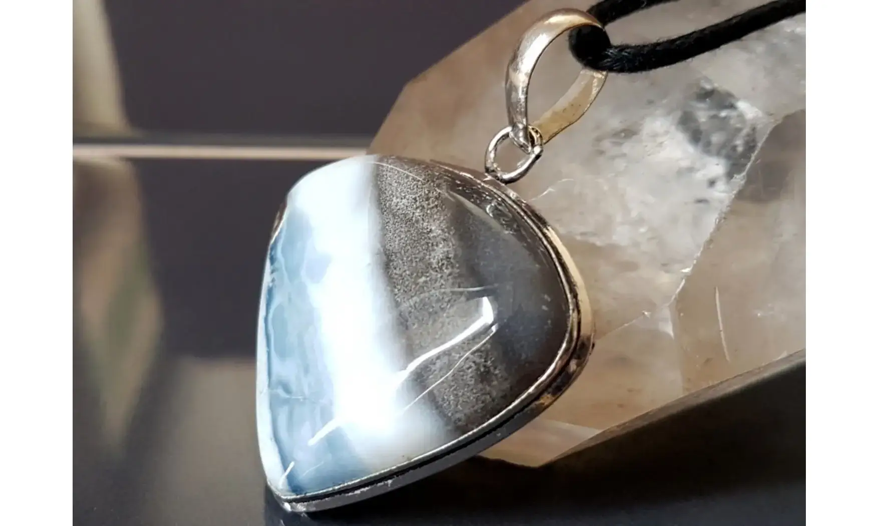 Owyhee blue Opal & 925 Silver plated