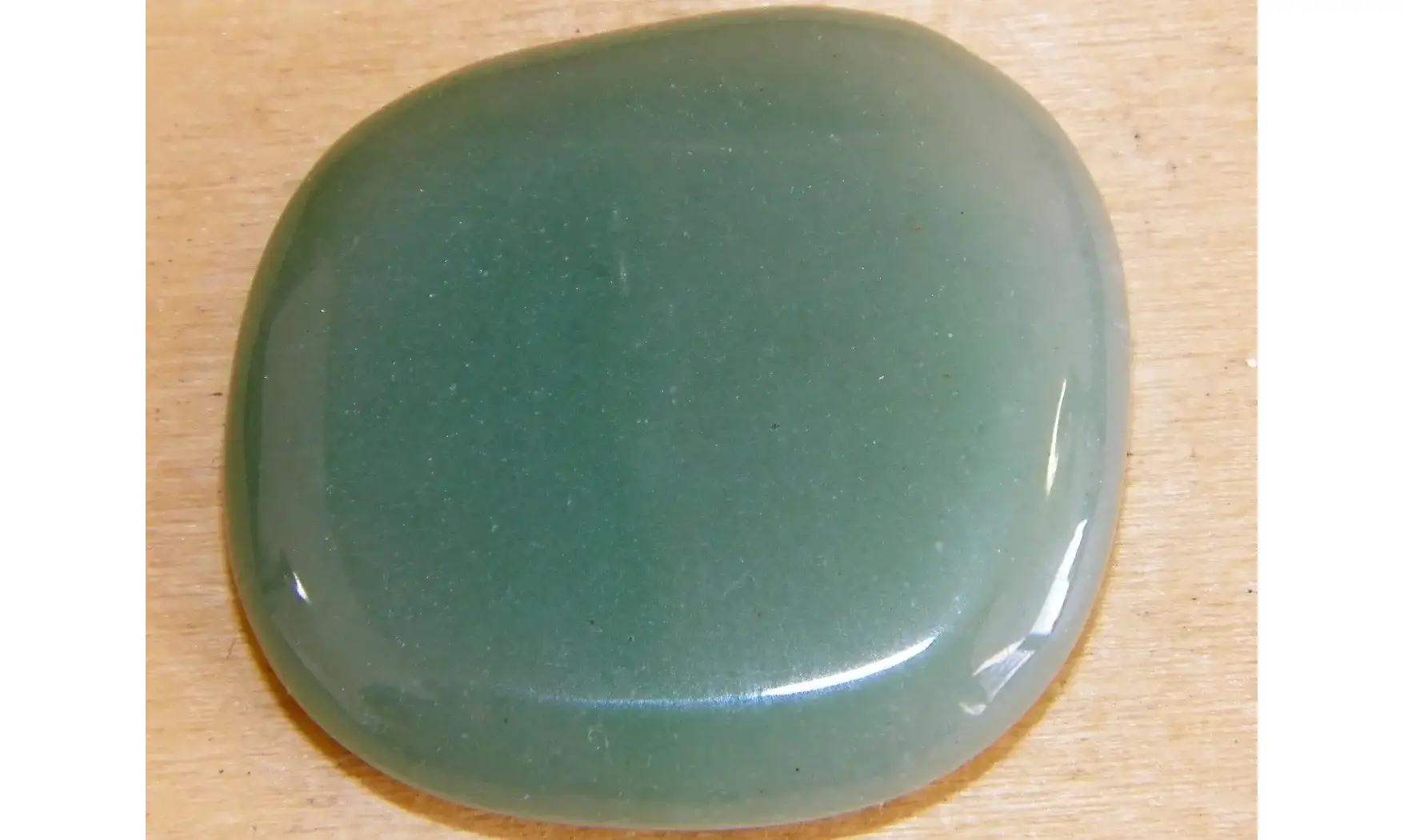 Aventurine verte Galet pierre plate
