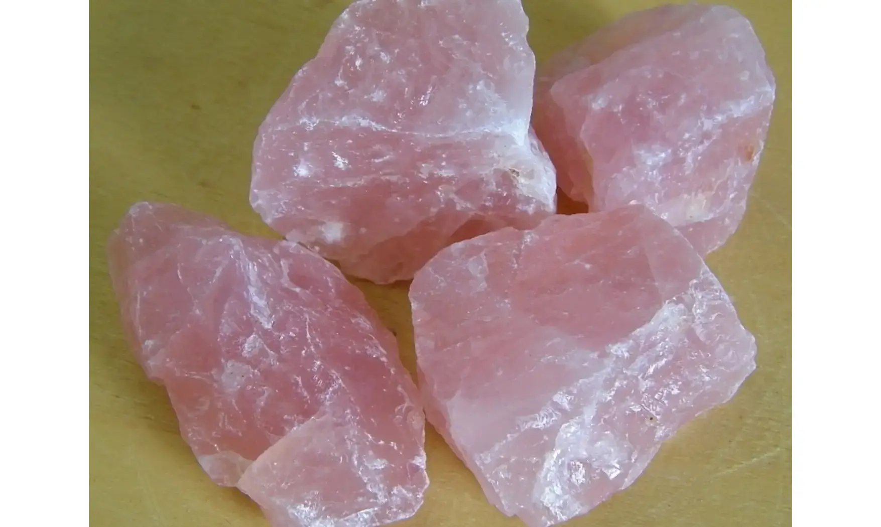 Quartz Rose Pierre Brute
