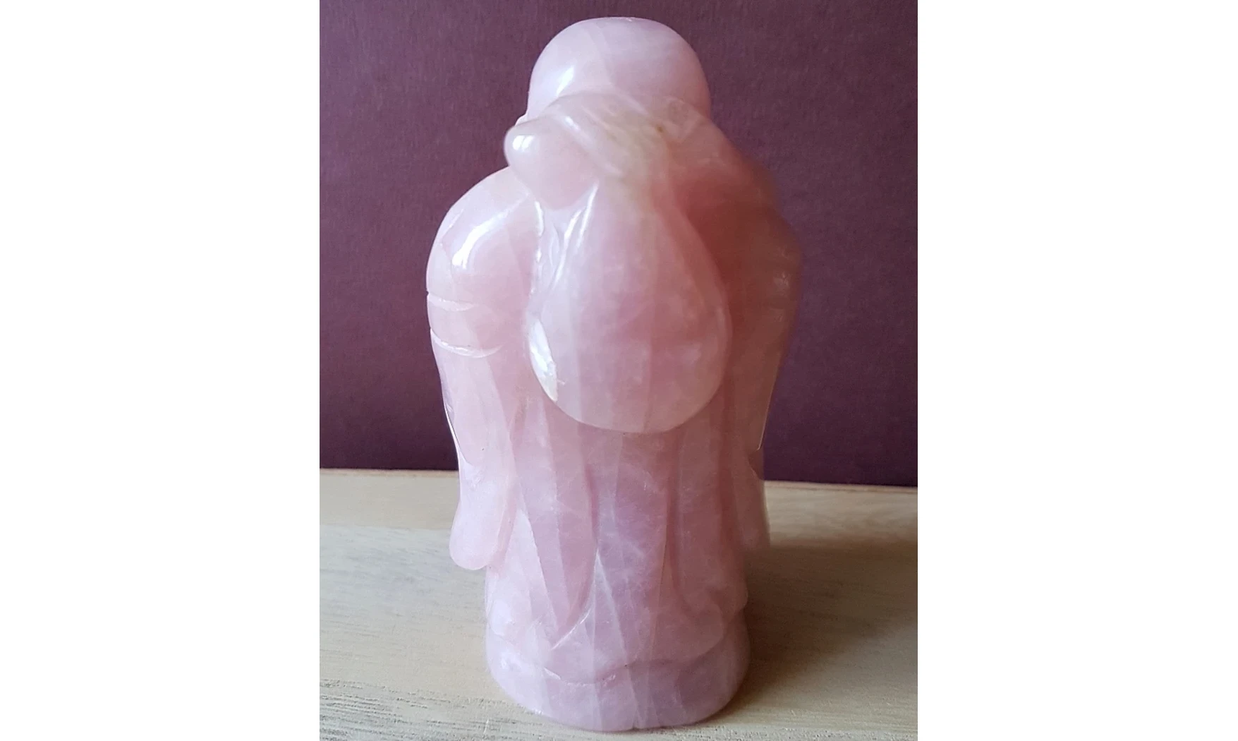Quartz rose Bouddha pierre