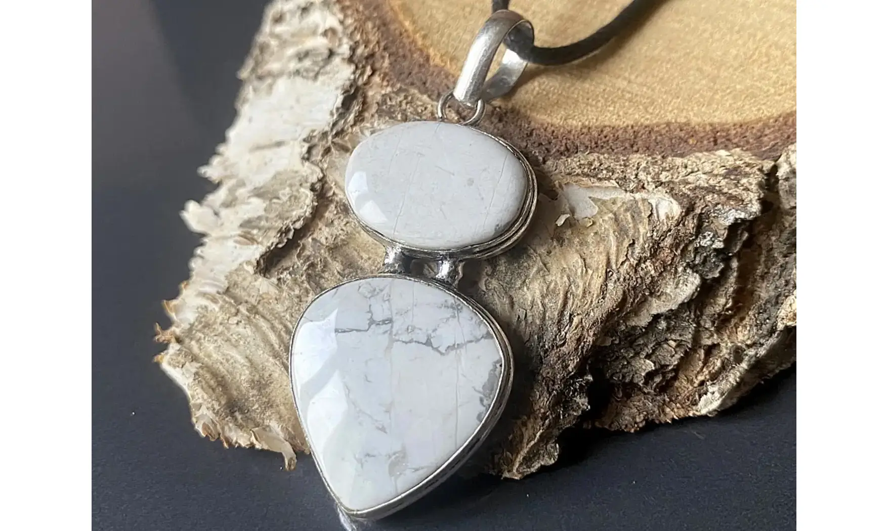 Howlite blanche pendentif & Argent