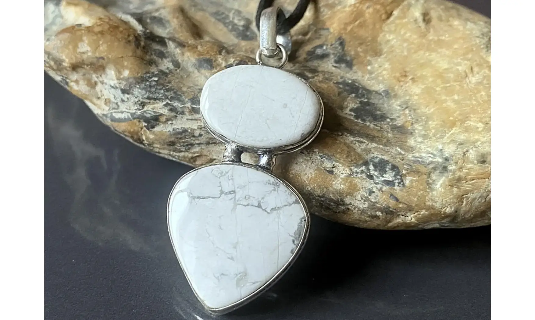 Howlite blanche pendentif & Argent