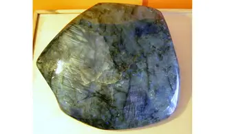 Labradorite Pierre Bloc poli