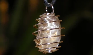 Quartz Fumé Spirale pierre pendentif