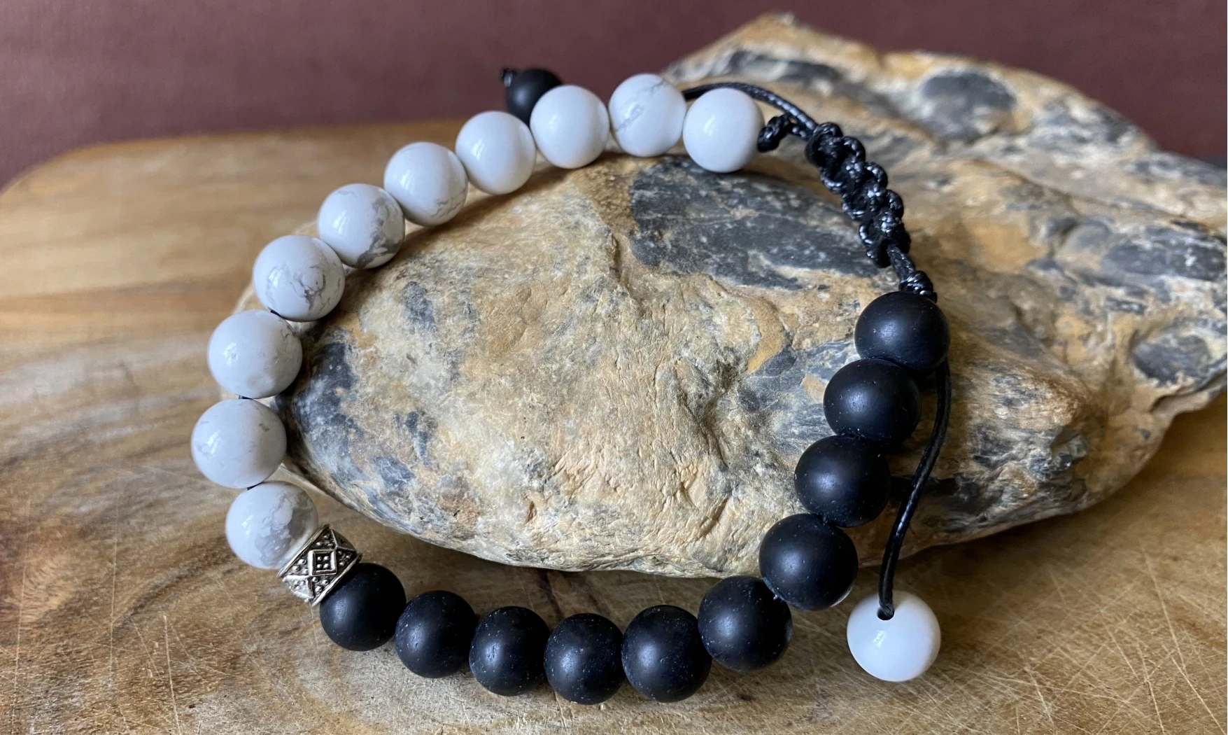 Obsidienne / Howlite Bracelet pierres