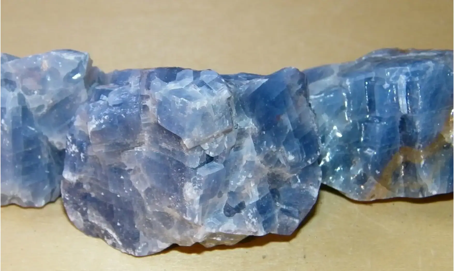 Calcite bleue Pierre Brute