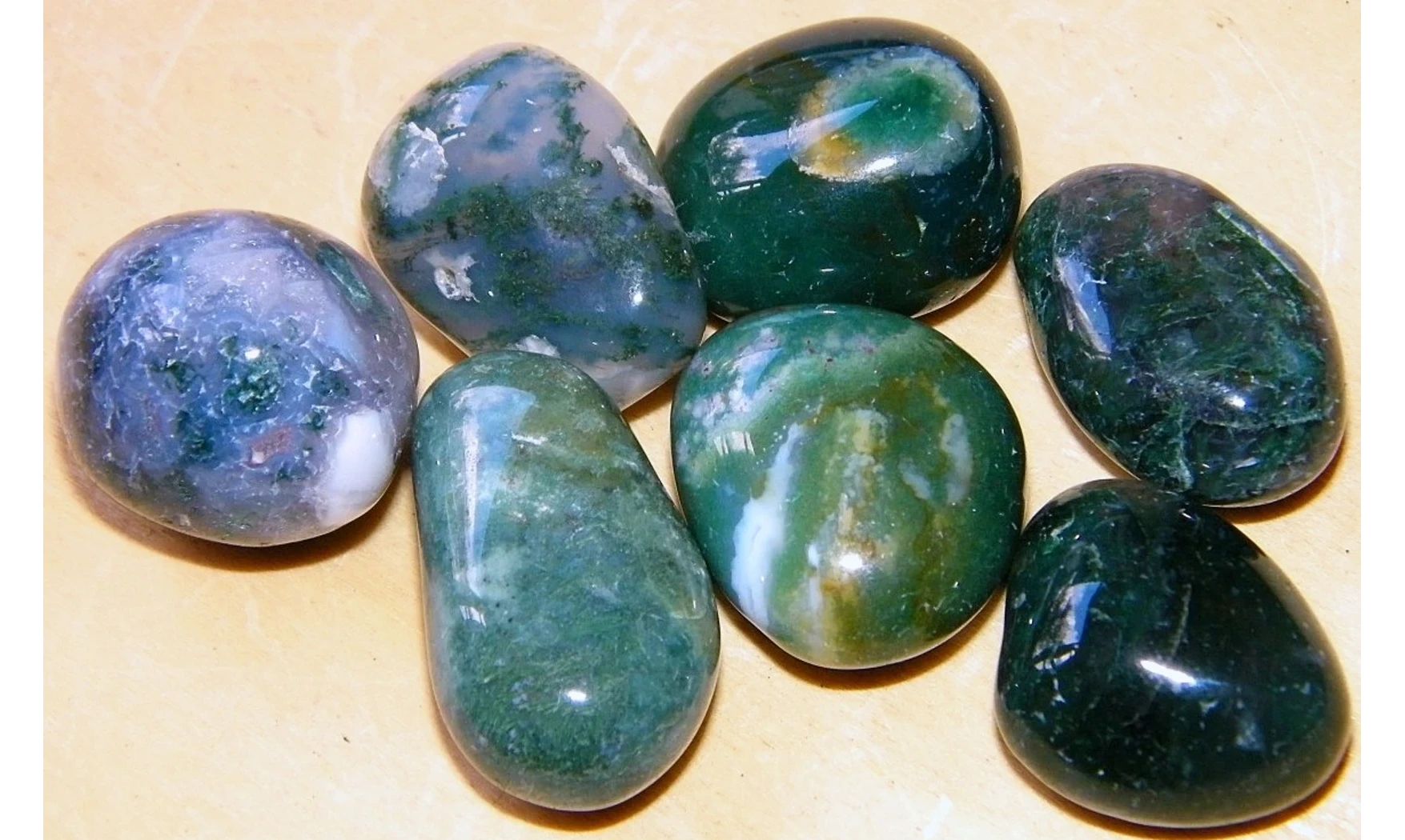 Agate Mousse pierre roulée