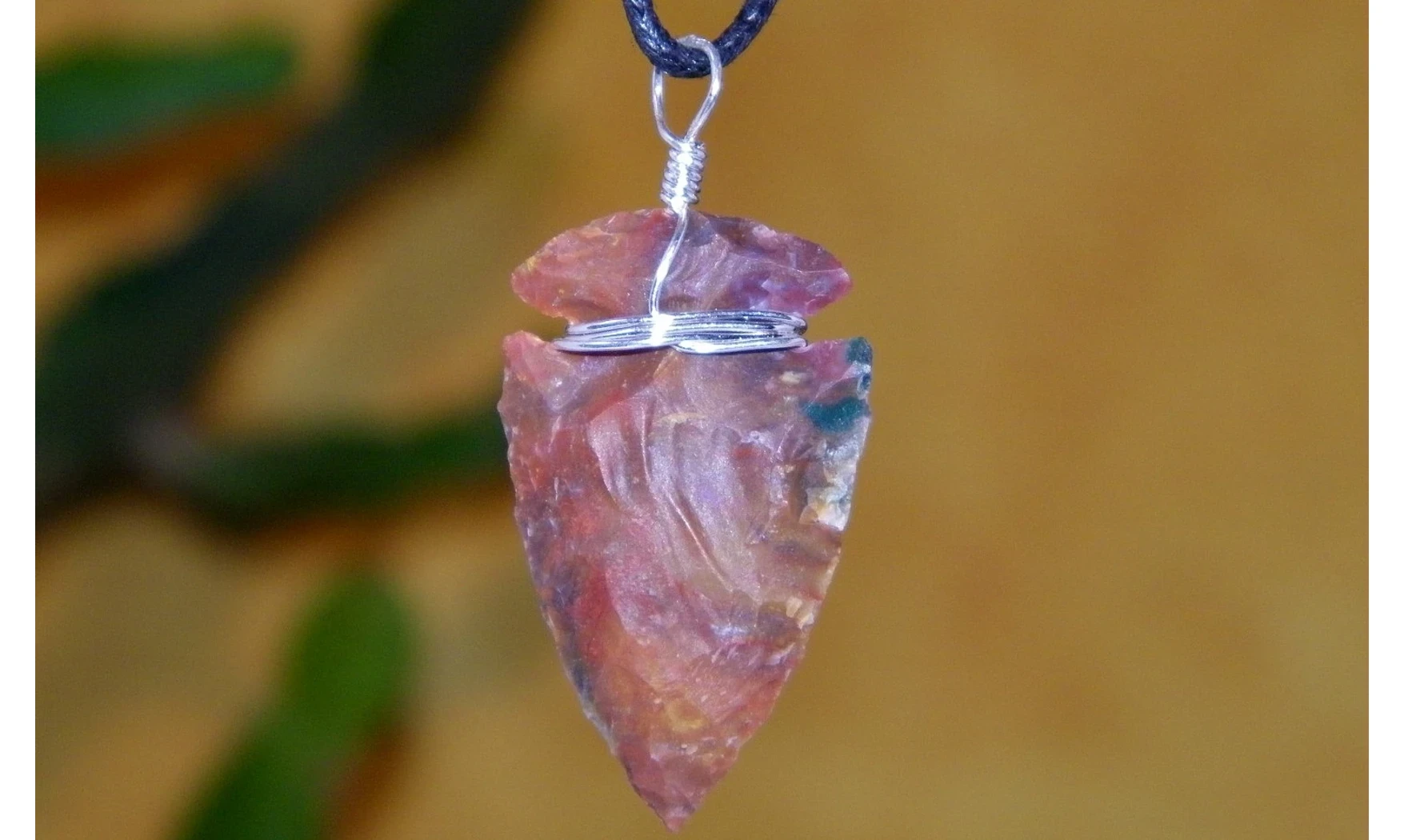 Jaspe rouge Arrowhead pierre pendentif