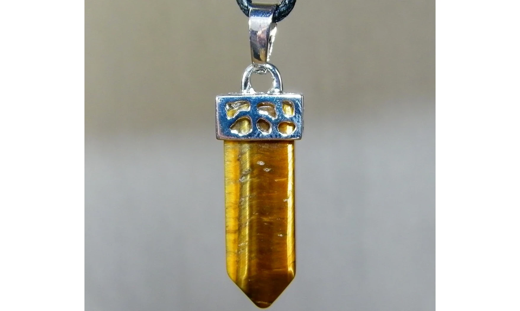 Oeil de Tigre pierre Pointe pendentif