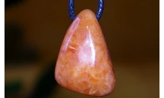 Aventurine rouge pierre percée pendentif