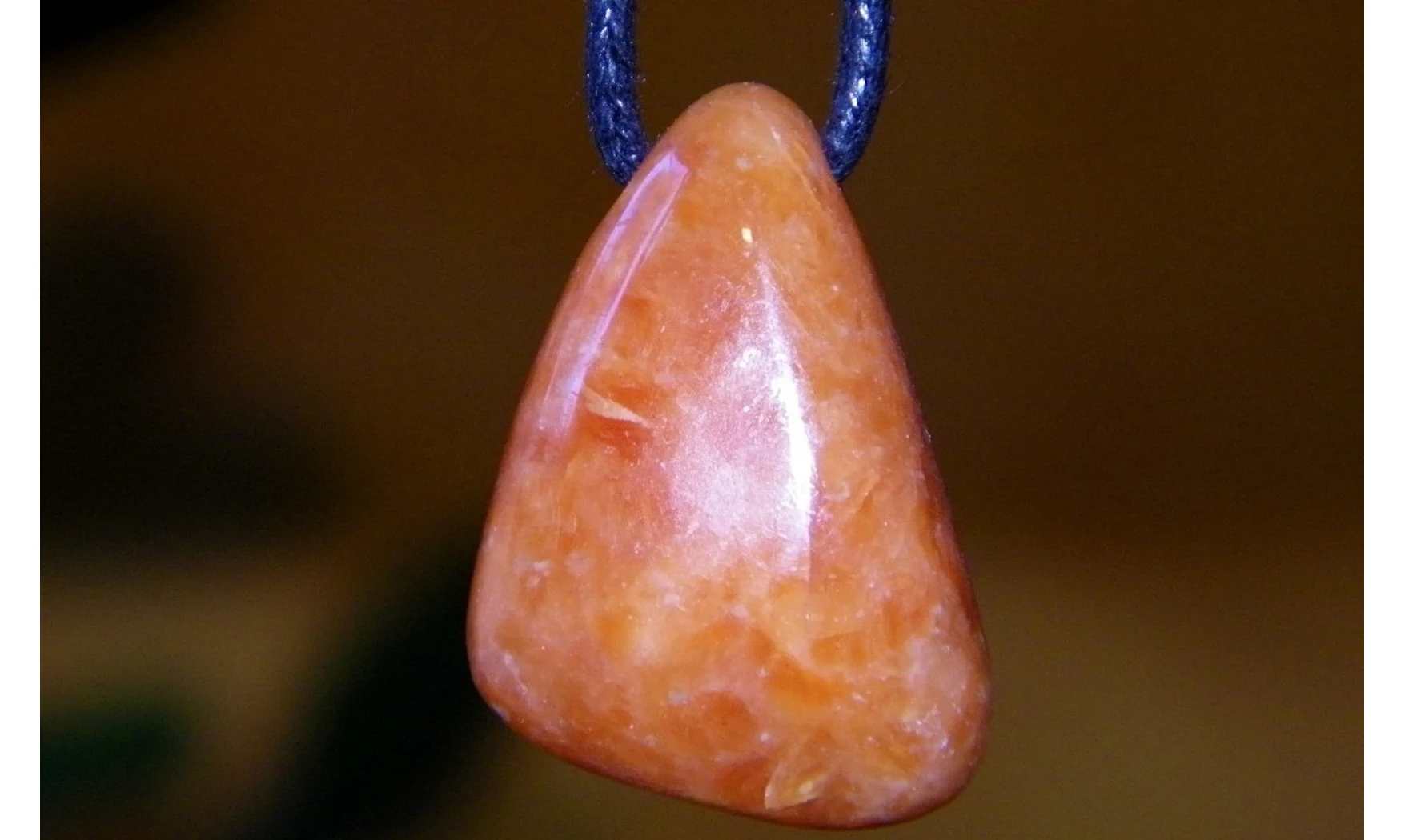 Aventurine rouge pierre percée pendentif