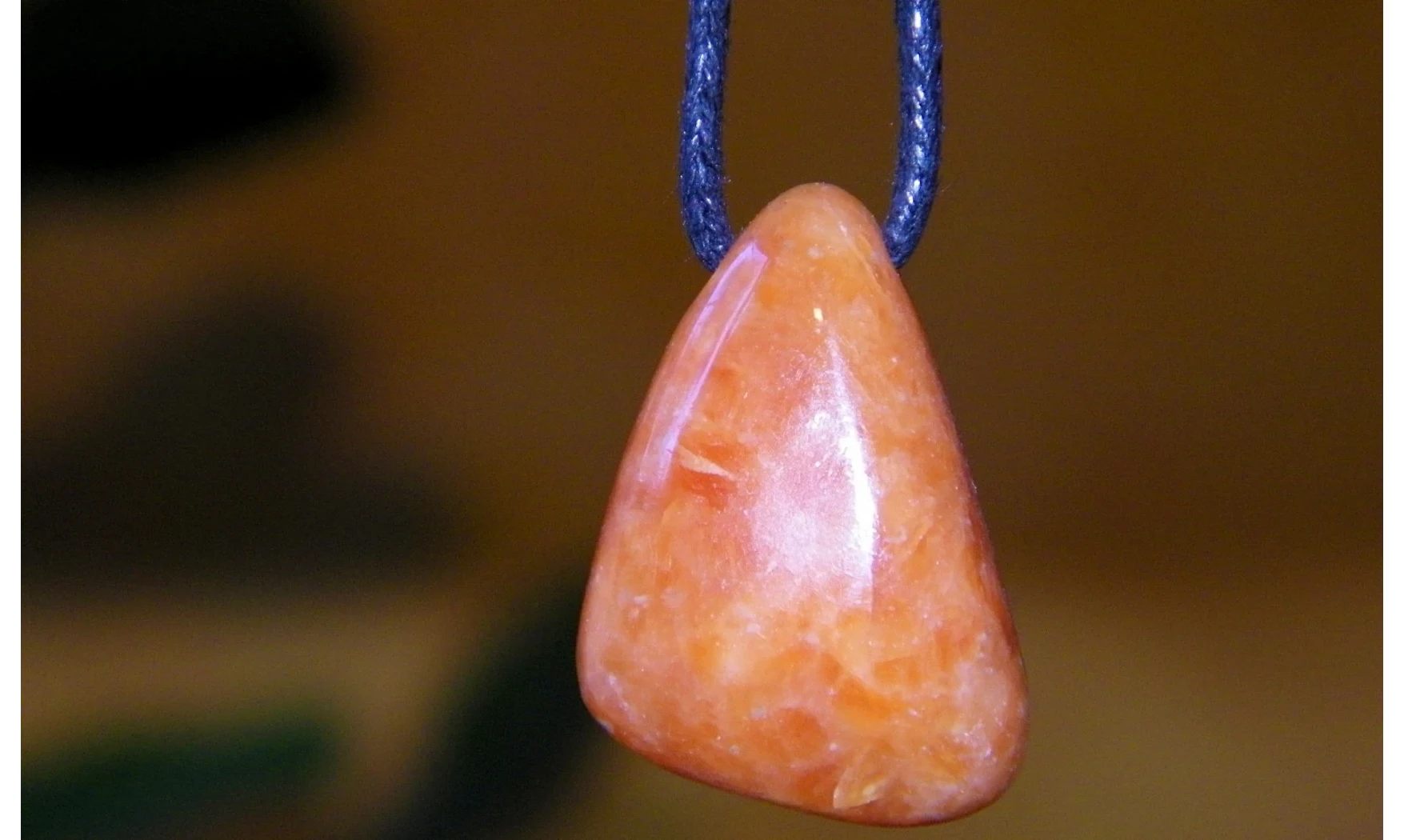 Aventurine rouge pierre percée pendentif