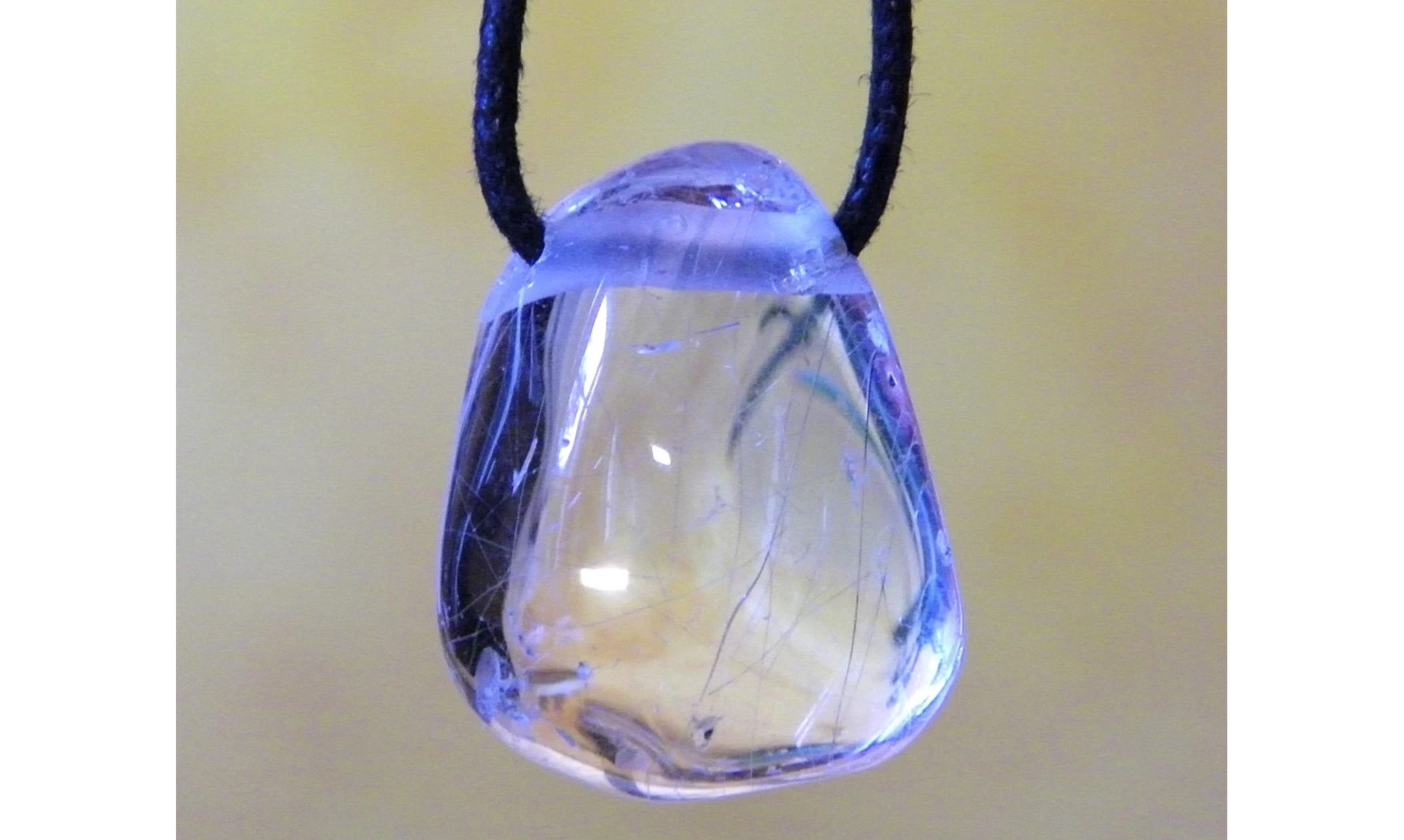 Cristal de roche pierre percée pendentif