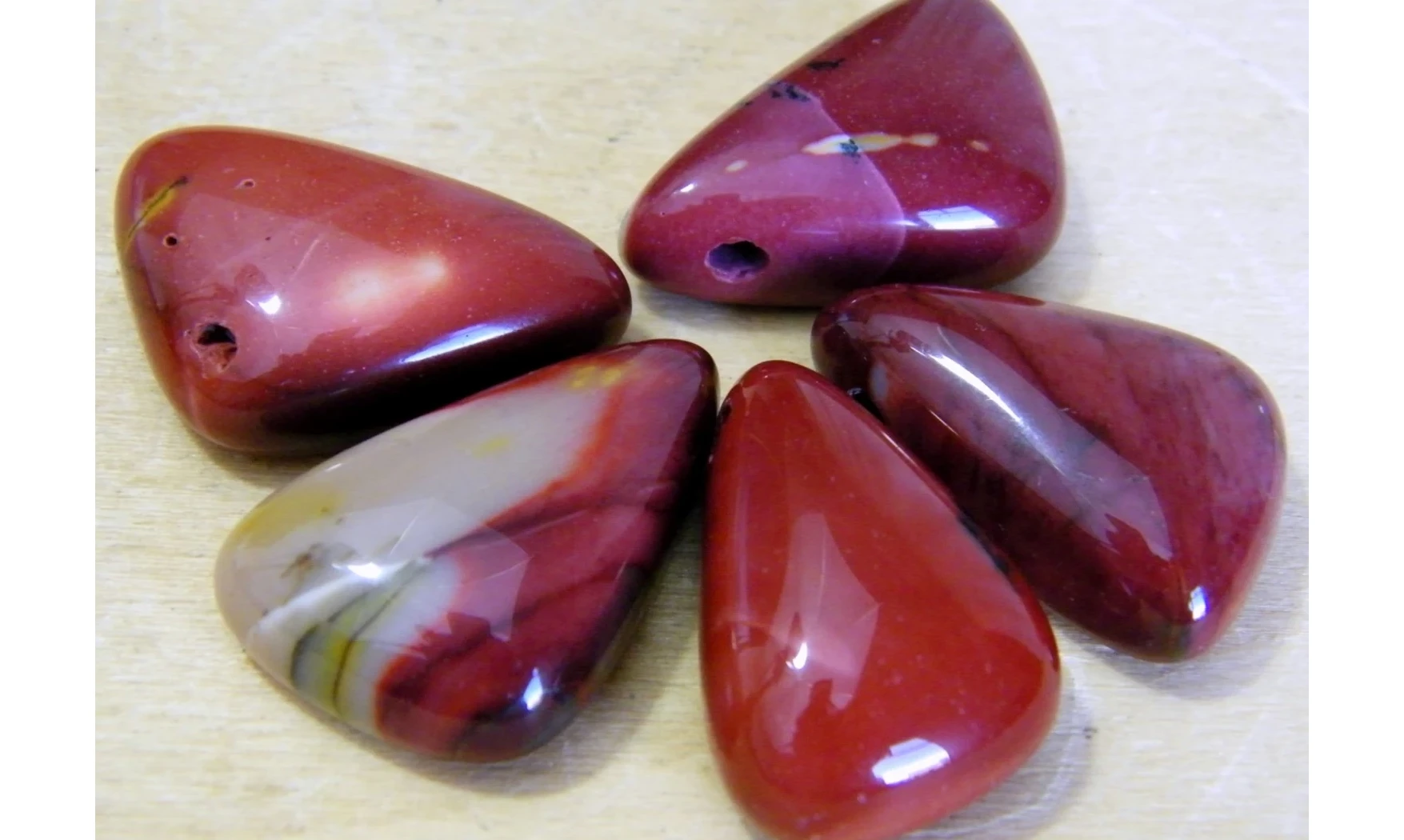 Jaspe Mokaite pierre percée pendentif