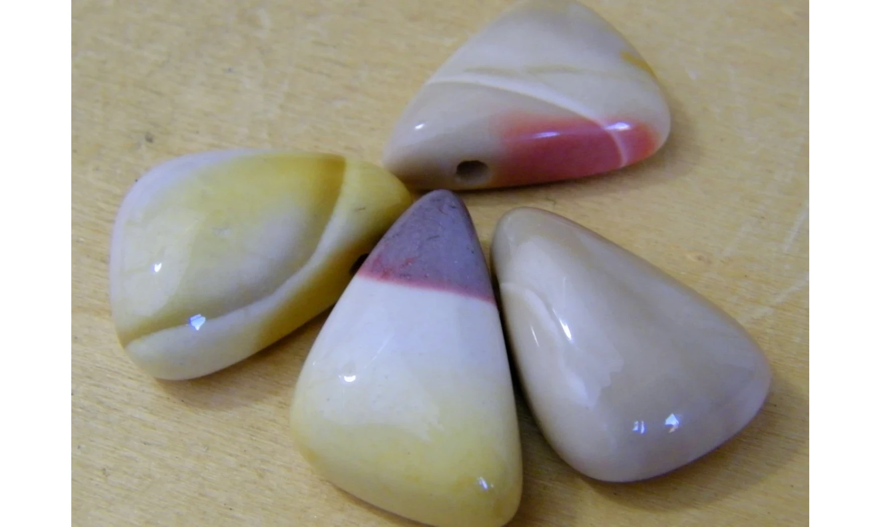 Jaspe Mokaite pierre percée pendentif