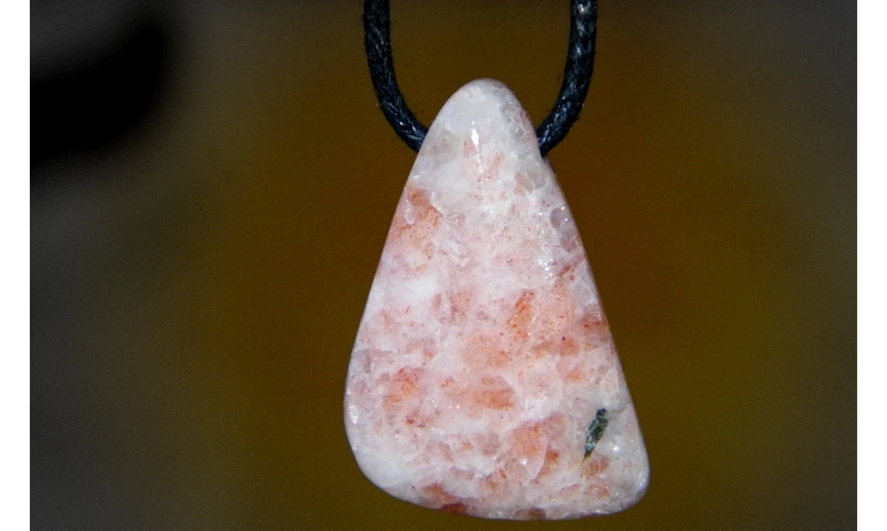 Pierre de Soleil pierre percée pendentif