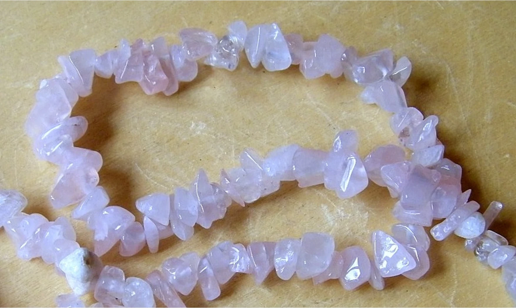 Quartz Rose pierres Baroques collier